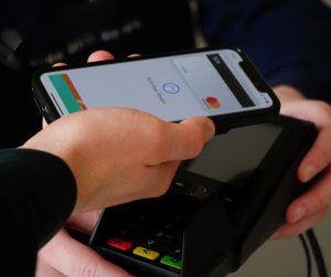 Making payment with secure mobile payment